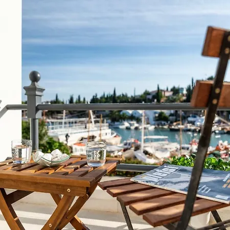 Porto Vecchio Luxury Apart-hotel Spétses