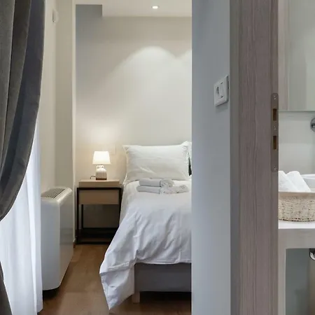 Porto Vecchio Luxury Spétses